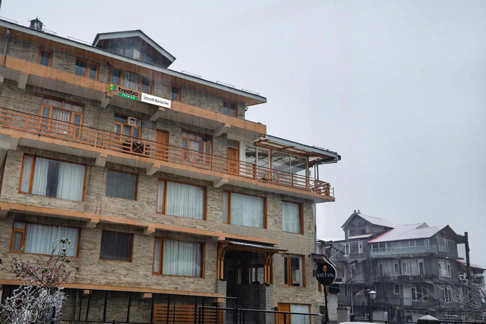 Treebo Premium Sattva With Mountain View Hotel มะนาลี ภายนอก รูปภาพ
